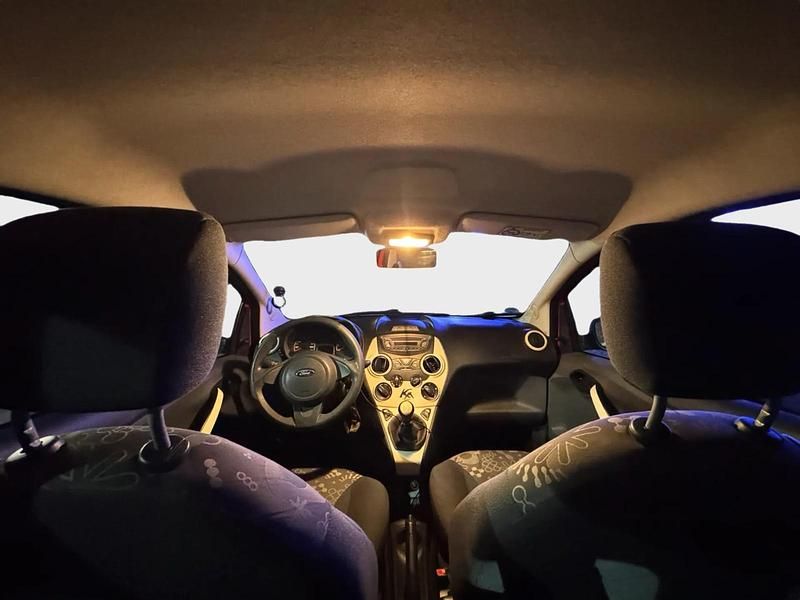 Gebraucht Ford Ka 60 PS (44 kW) 2015 Rot Kleinwagen