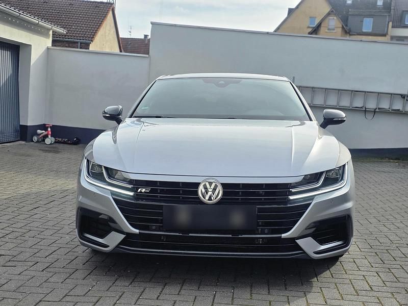 Gebraucht VW Arteon R-line 239 PS (175 kW) 2018 Grau Kleinwagen