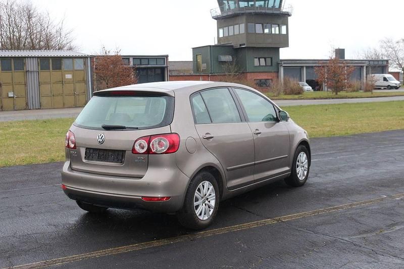 Gebraucht VW Golf Plus Cross 105 PS (77 kW) 2011 Beige Van / Kleinbus