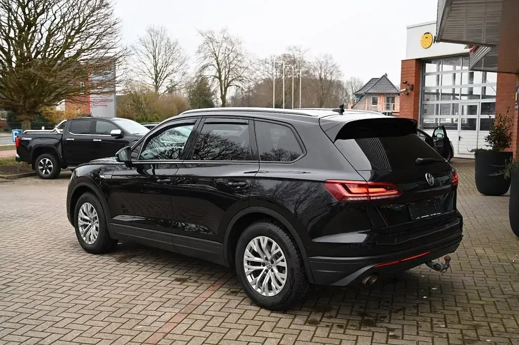 Gebraucht VW Touareg 231 PS (169 kW) 2018 Schwarz SUV
