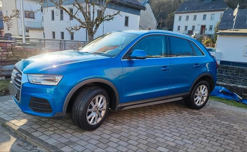Gebraucht Audi Q3 150 PS (110 kW) 2015 Andere farben SUV