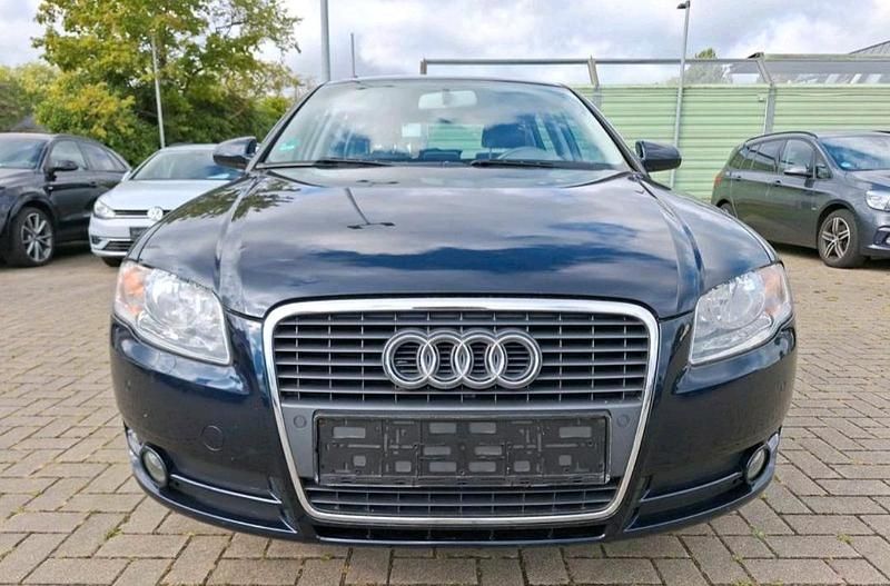 Blau Gebraucht 2006 Audi A4 Limousine | 4.399 € (Etwas zu teuer) - Bild 1/4
