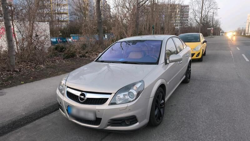 Silber Gebraucht 2007 Opel Vectra Limousine | 2.800 € (Fairer Preis) - Bild 1/4