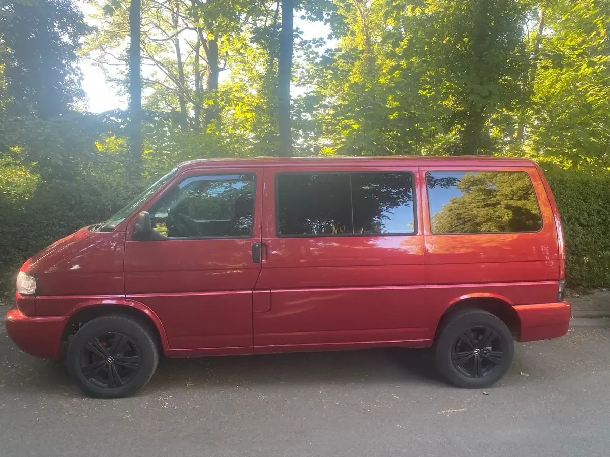 Gebraucht VW Multivan 101 PS (74 kW) 1998 Rot Van / Kleinbus