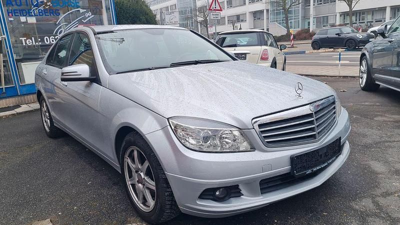 Gebraucht Mercedes C200 184 PS (135 kW) 2009 Silber Limousine