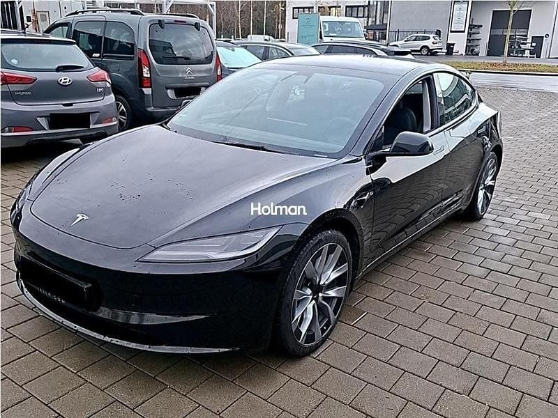 Schwarz Gebraucht 2024 Tesla Model 3 Limousine | 42.601 € - Bild 1/4