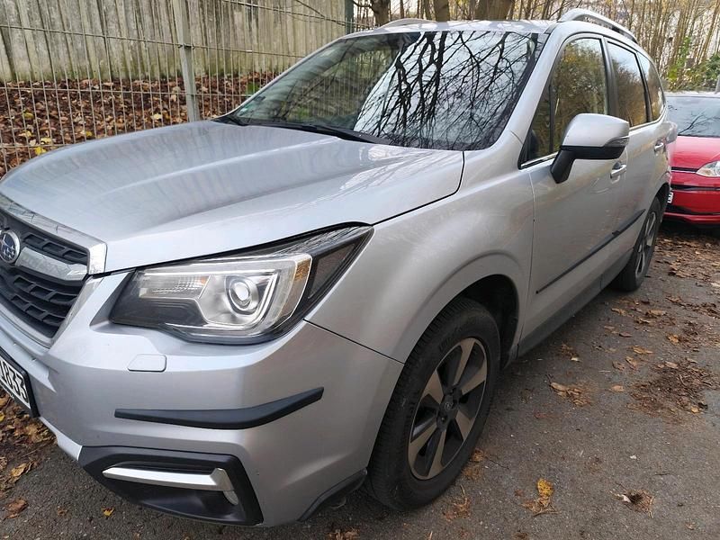 Silber Gebraucht 2016 Subaru Forester SUV | 6.000 € (Fairer Preis) - Bild 1/4