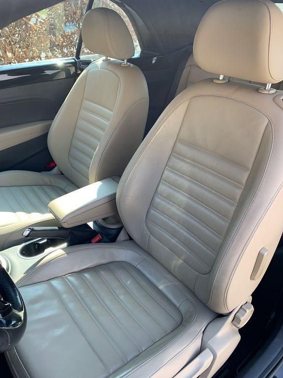 Gebraucht VW Beetle S 105 PS (77 kW) 2014 Schwarz Kleinwagen