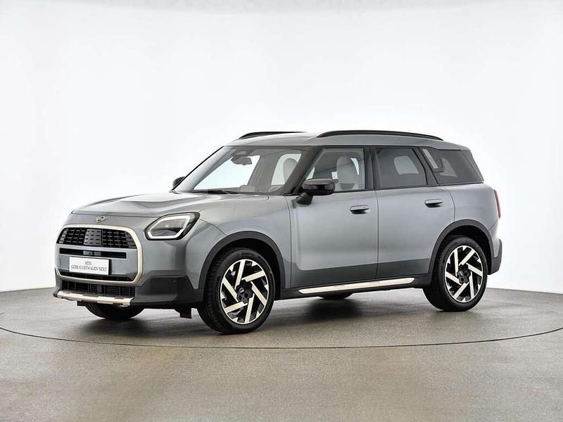 Grün Gebraucht 2023 Mini Countryman Favoured SUV | 35.468 € (Fairer Preis) - Bild 1/4