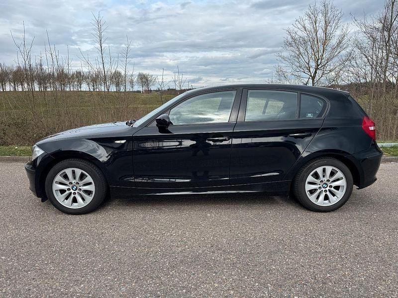 Gebraucht BMW 116 Advantage 116 PS (85 kW) 2007 Schwarz Kleinwagen