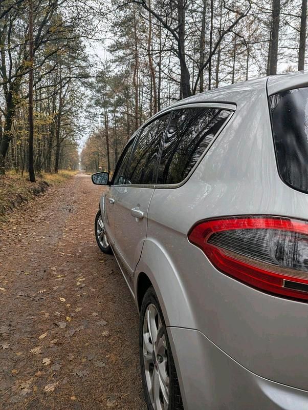 Gebraucht Ford S-MAX S 200 PS (147 kW) 2013 Silber Van / Kleinbus