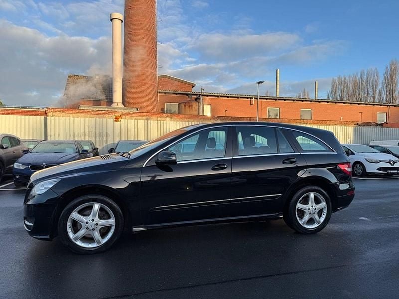 Gebraucht Mercedes R350 265 PS (194 kW) 2011 Schwarz Kombi