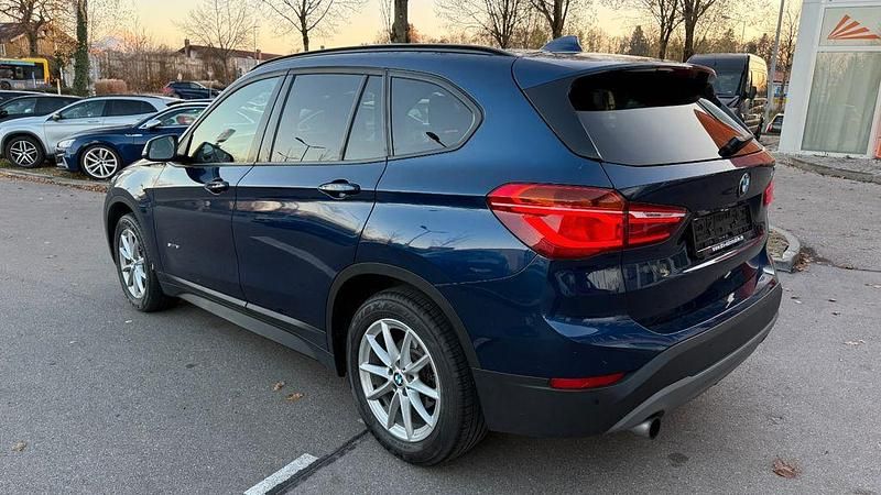Gebraucht BMW X1 Advantage 136 PS (100 kW) 2016 Blau SUV