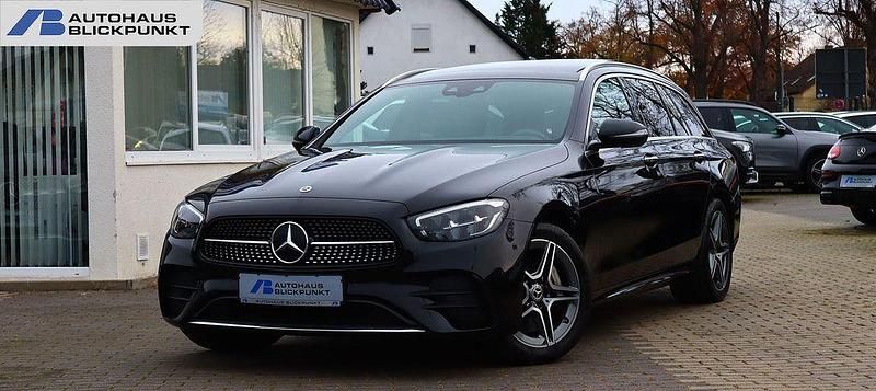 Schwarz Gebraucht 2022 Mercedes E300 AMG Limousine | 31.480 € (Guter Preis) - Bild 1/4