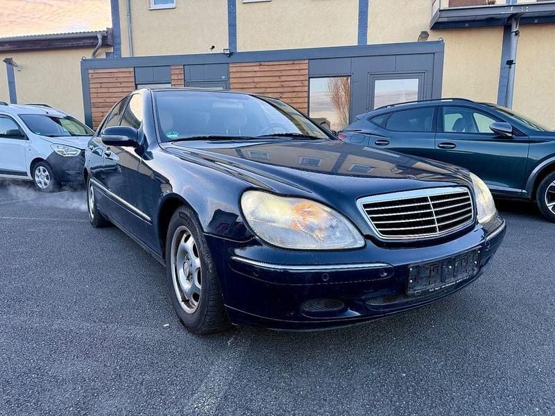 Blau Gebraucht 1999 Mercedes S320 Limousine | 1.980 € (Superpreis) - Bild 1/4