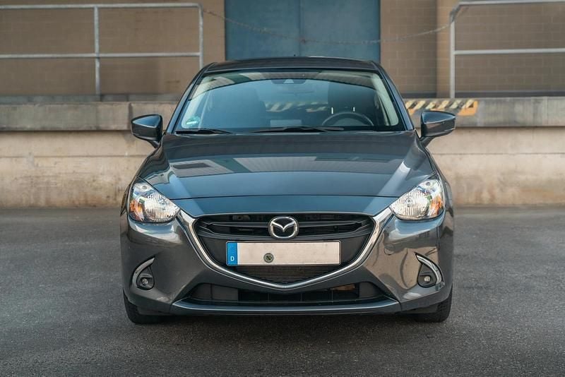 Gebraucht Mazda 2 90 PS (66 kW) 2018 Grau Kleinwagen