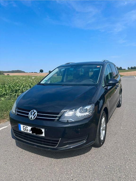 Schwarz Gebraucht 2011 VW Sharan Comfortline Van / Kleinbus | 7.300 € (Guter Preis) - Bild 1/4
