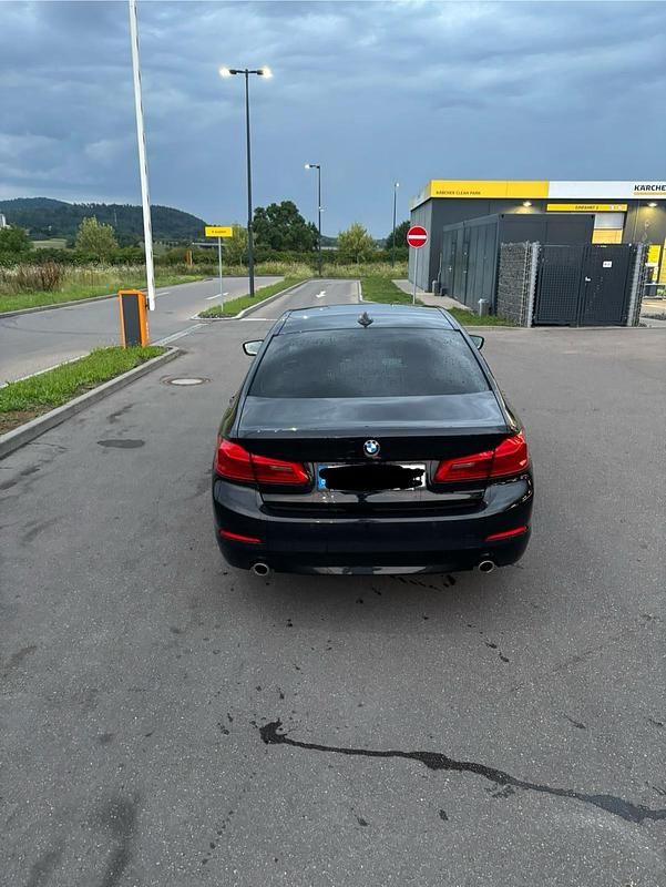 Gebraucht BMW 520 190 PS (139 kW) 2018 Schwarz Limousine