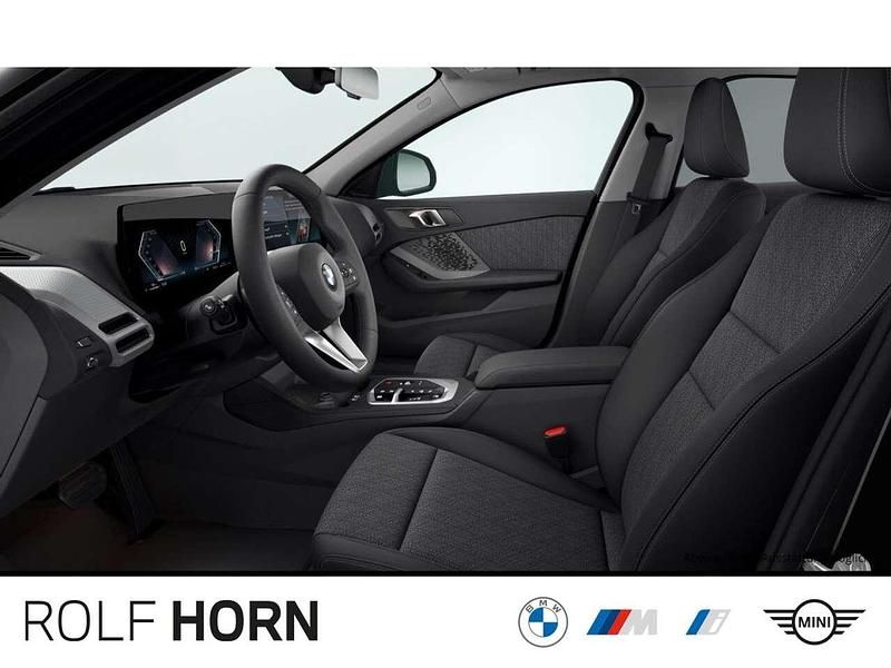 Neu BMW 114 170 PS (125 kW) 2026 Black saphire metallic Kleinwagen