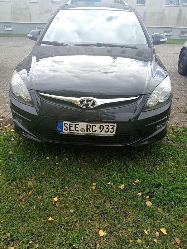 Gebraucht 2011 Hyundai i30 Edition+ Limousine | 3.700 € (Guter Preis) - Bild 1/4