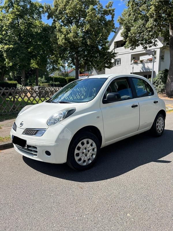 Weiß Gebraucht 2010 Nissan Micra Kleinwagen | 2.400 € (Fairer Preis) - Bild 1/4