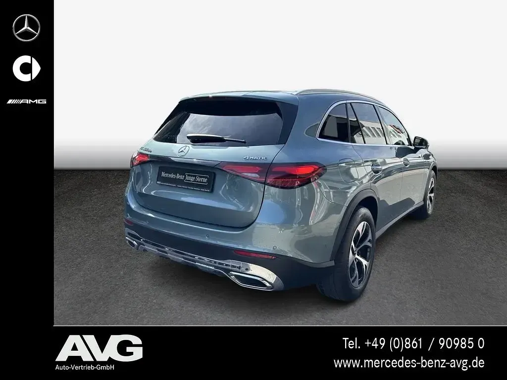Gebraucht Mercedes GLC300 197 PS (144 kW) 2025 Silber SUV