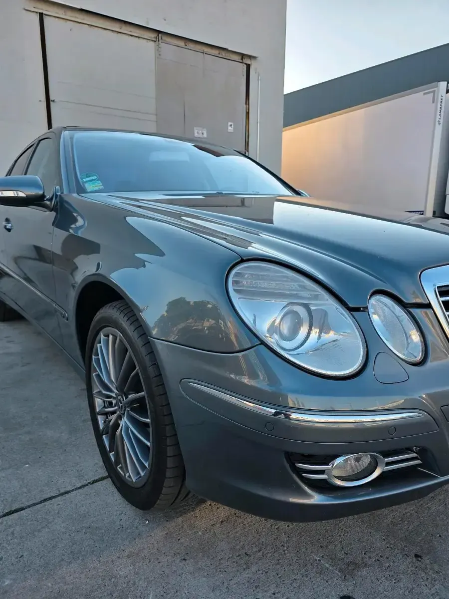 Gebraucht Mercedes E280 200 PS (147 kW) 2009 Grau Limousine