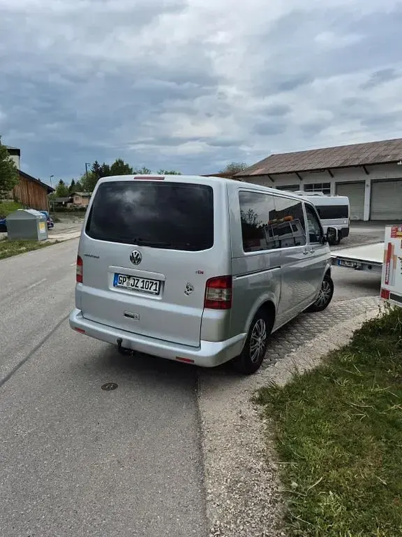 Gebraucht VW Multivan 131 PS (96 kW) 2003 Grau Van / Kleinbus
