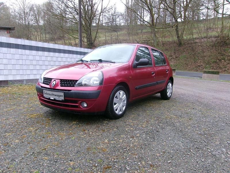 Gebraucht Renault Clio II Dynamique 75 PS (55 kW) 2002 Rot Limousine