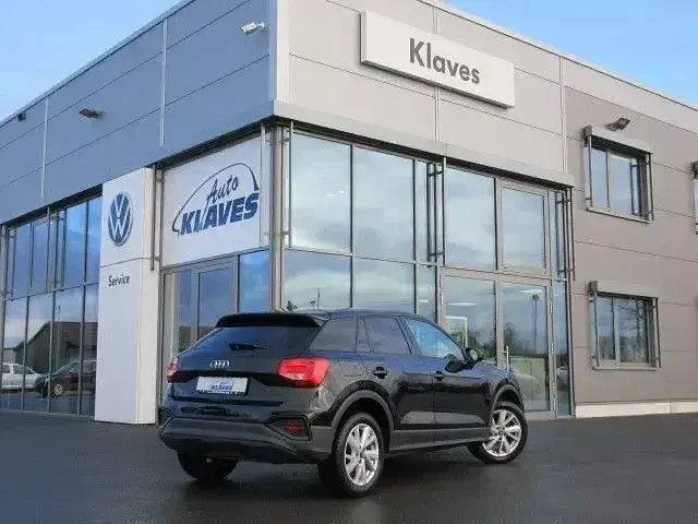 Gebraucht Audi Q2 Advanced 150 PS (110 kW) 2022 Schwarz SUV