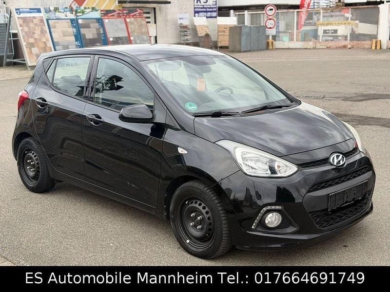 Gebraucht Hyundai i10 Edition 67 PS (49 kW) 2014 Schwarz Kleinwagen