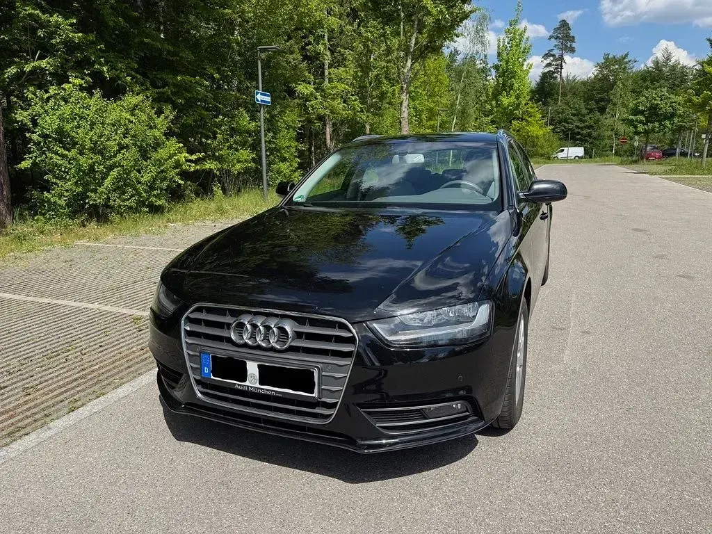 Gebraucht Audi A4 Attraction 150 PS (110 kW) 2015 Schwarz Kombi