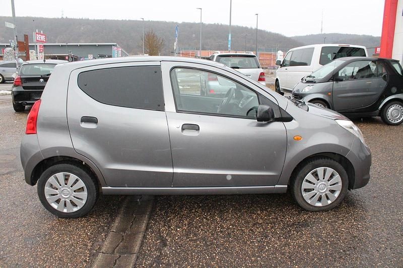 Gebraucht Suzuki Alto 68 PS (50 kW) 2014 Grau Kleinwagen