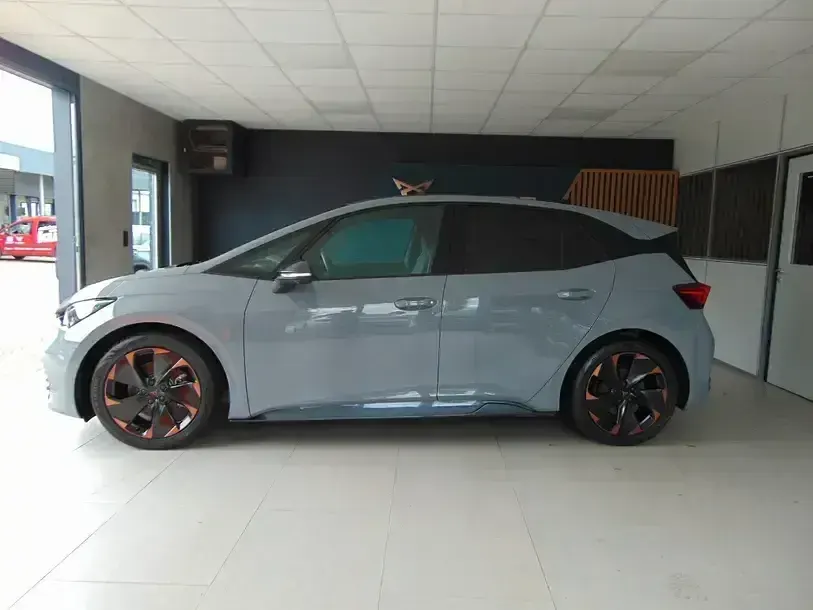 Gebraucht Cupra Born 167 kW (228 PS) 2024 Grau Kleinwagen