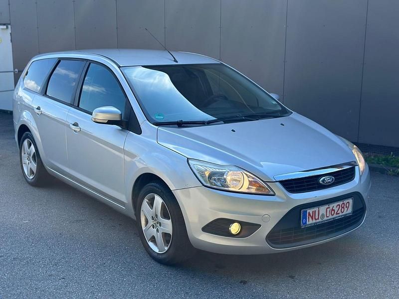 Silber Gebraucht 2008 Ford Focus Style Kombi | 1.750 € (Fairer Preis) - Bild 1/4