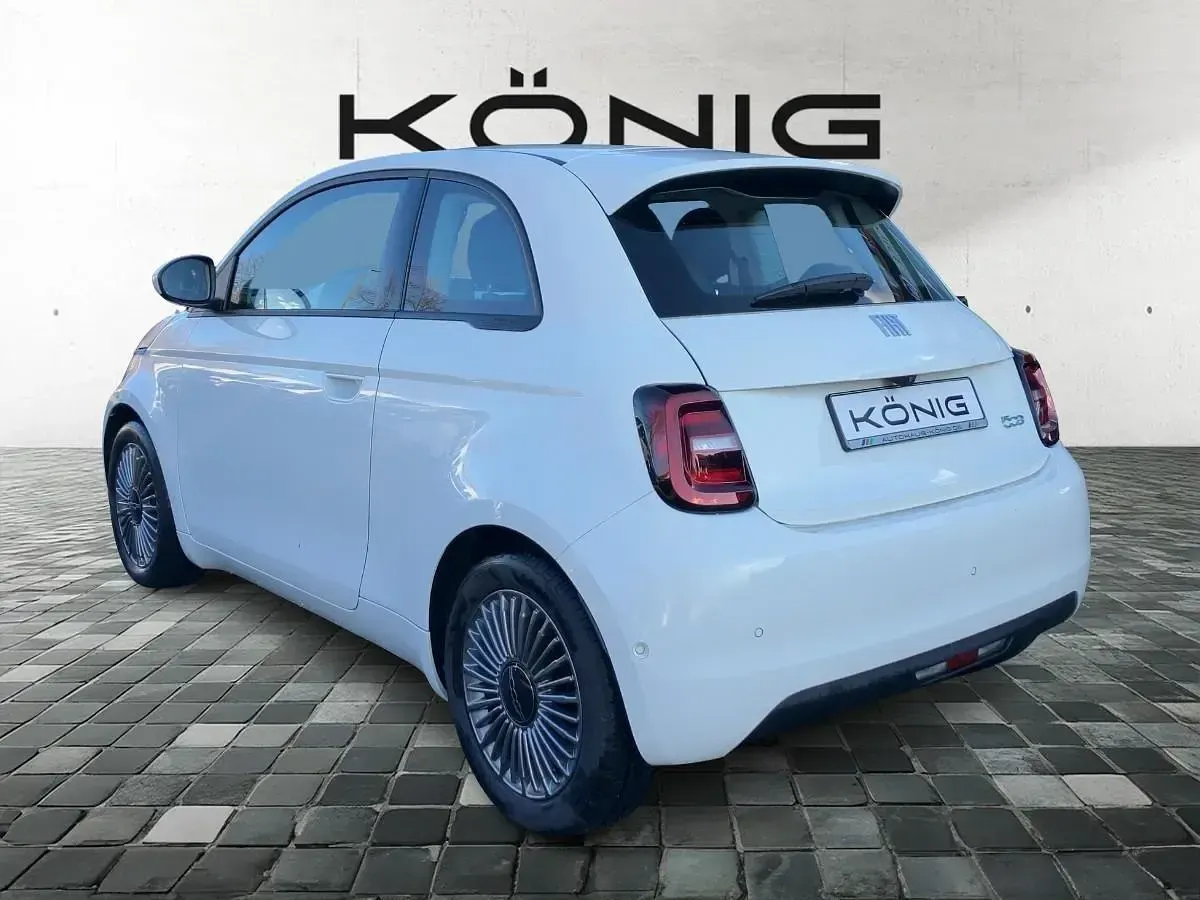 Gebraucht Fiat 500e 42 kW (58 PS) 2023 Weiß Kleinwagen