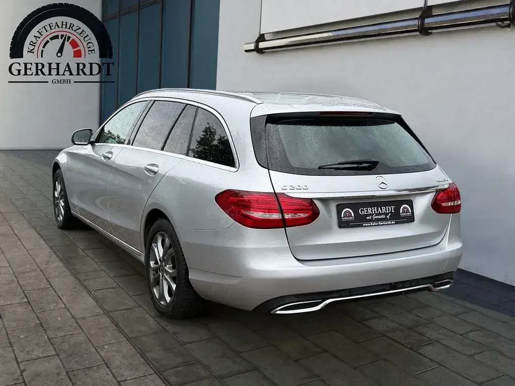 Gebraucht Mercedes C200 184 PS (135 kW) 2017 Silber Limousine
