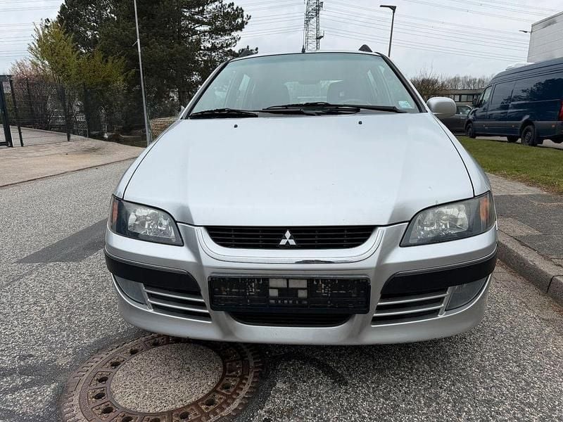 Second-hand Mitsubishi Space Star Motion 98 CP (72 kW) 2004 Argintiu Monovolum