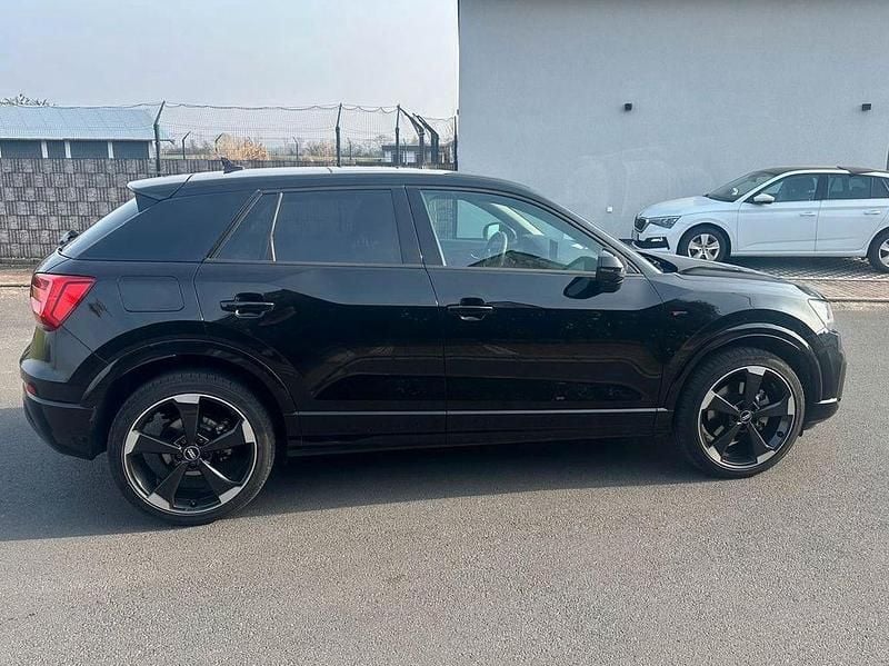 Używany Audi Q2 Sport 190 KM (139 kW) 2018 Czarny SUV