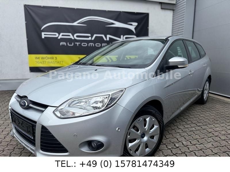 Weiß Gebraucht 2011 Ford Focus Trend Kombi | 5.500 € (Fairer Preis) - Bild 1/4
