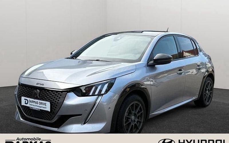 Grau Gebraucht 2022 Peugeot e-208 GT Kleinwagen | 15.790 € (Superpreis) - Bild 1/4