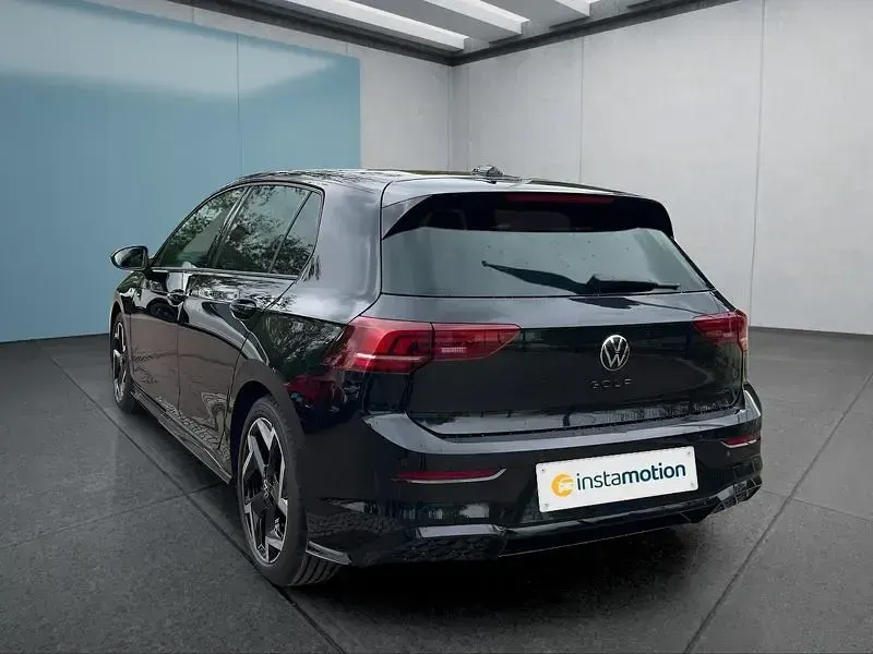 Gebraucht VW Golf VIII 150 PS (110 kW) 2025 Schwarz Kleinwagen