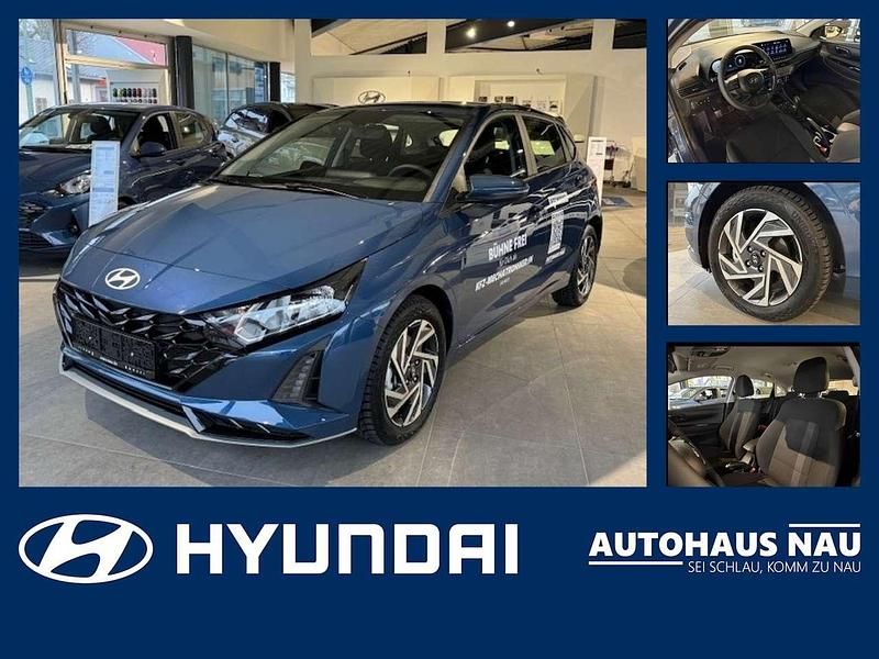 Vibrant blue / mic Gebraucht 2025 Hyundai i20 Trend Limousine | 22.190 € (Teuer) - Bild 1/4