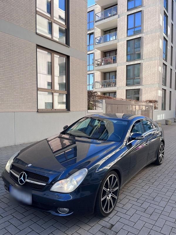 Gebraucht Mercedes CLS320 224 PS (164 kW) 2006 Blau Coupé