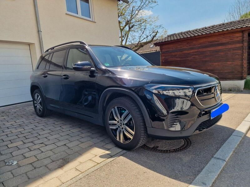 Schwarz Gebraucht 2023 Mercedes EQB250+ SUV | 33.100 € (Superpreis) - Bild 1/4