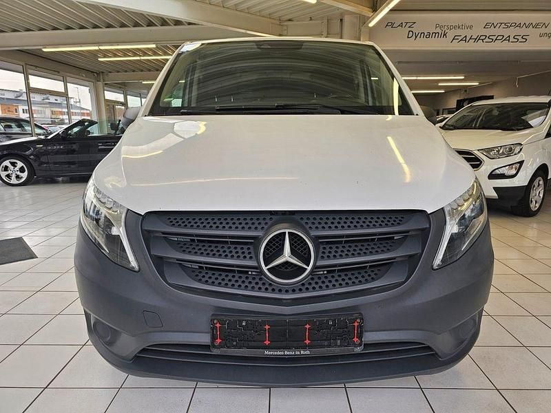 Gebraucht Mercedes Vito 163 PS (119 kW) 2019 Weiß Van