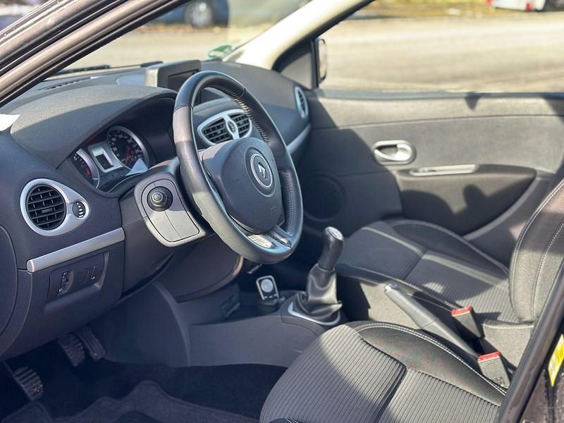 Gebraucht Renault Clio III 75 PS (55 kW) 2012 Schwarz Kleinwagen