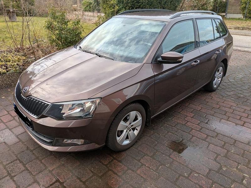 Gebraucht Skoda Fabia Ambition 90 PS (66 kW) 2016 Braun Kombi