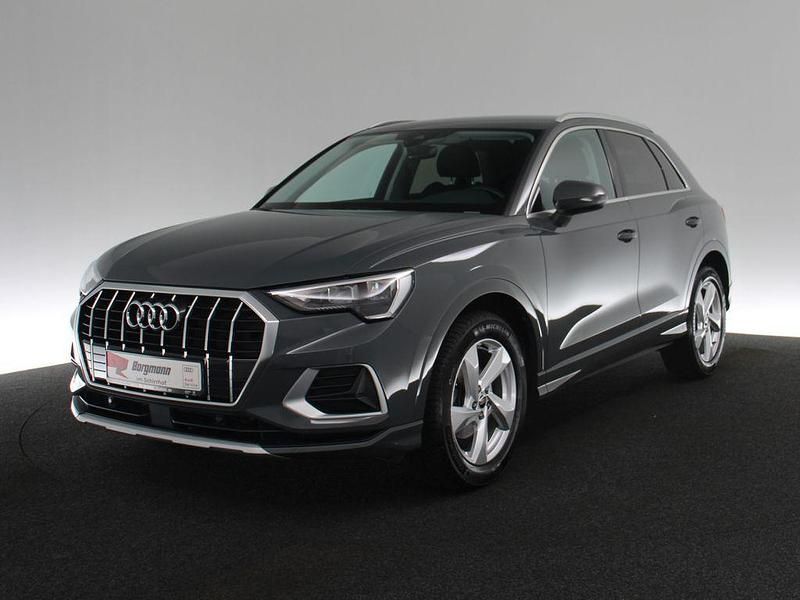 Gebraucht Audi Q3 Advanced 150 PS (110 kW) 2023 Grau / nanograu SUV