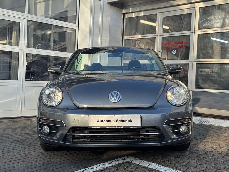 Gebraucht VW Beetle Cabriolet 105 PS (77 kW) 2018 Grau Cabrio